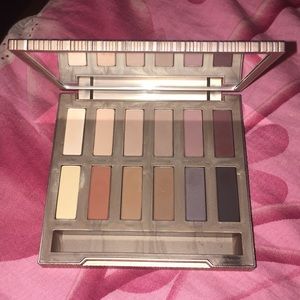 Urban Decay Ultimate Basics Eyeshadow Palette